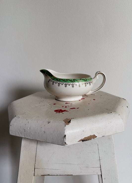 Alfred Meakin England Gravy Boat/Creamer - "Pride of Erin"